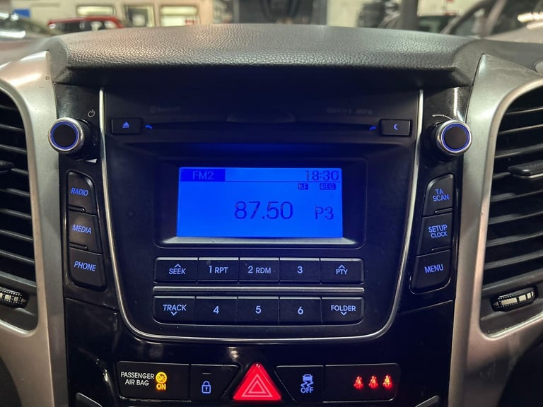 2016 Hyundai i30 1.6 CRDi Blue Drive SE 5dr HATCHBACK DIESEL Manual