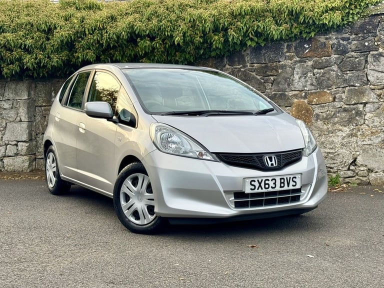 image for 2014 Honda Jazz 1.2 i-VTEC SE Hatchback 5dr Petrol Manual Euro 5 (s/s) (90 ps) Hatchback Petrol M...