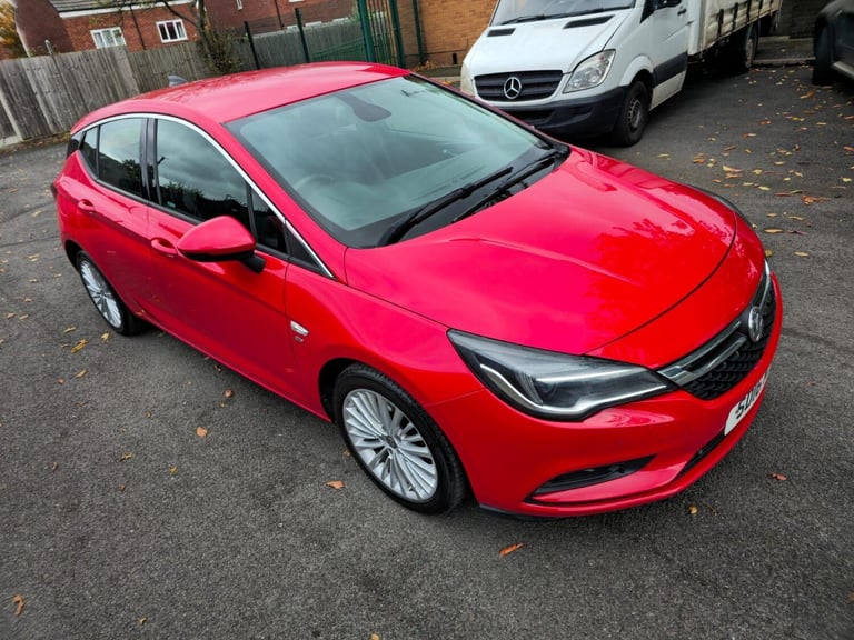 Vauxhall Astra 1.6 CDTi BlueInjection Elite Nav Euro 6 (s/s) 5dr Diesel Manual