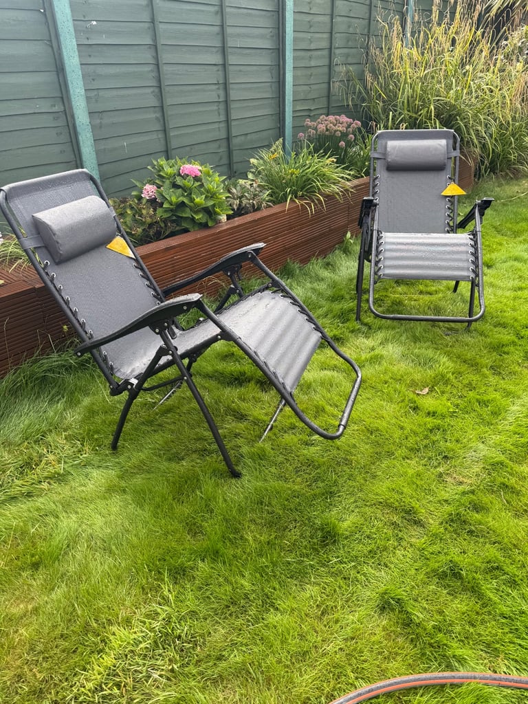 2 Folding Metal Zero Gravity Sun Lounger - Grey