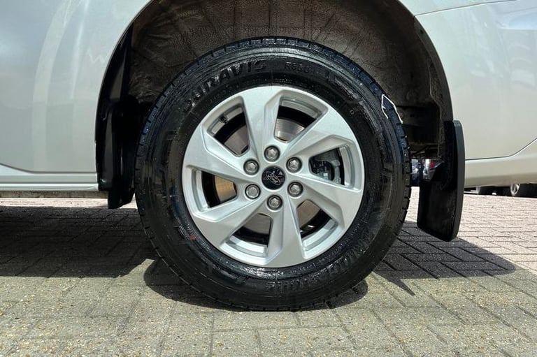 2025 Ford Transit Custom 320 Limited AUTO L2 LWB PHEV Double Cab In Van Petrol FWD 2.5 232ps, HEA...