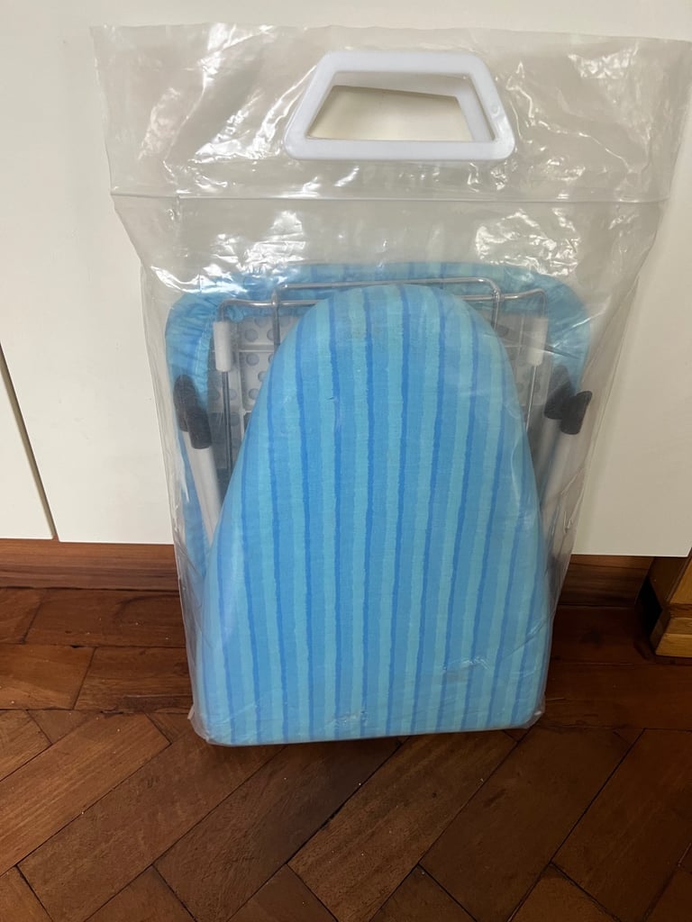 Fold up ironing board