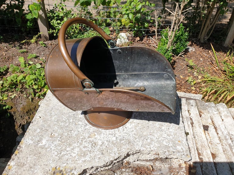 Copper coal scuttle bucket