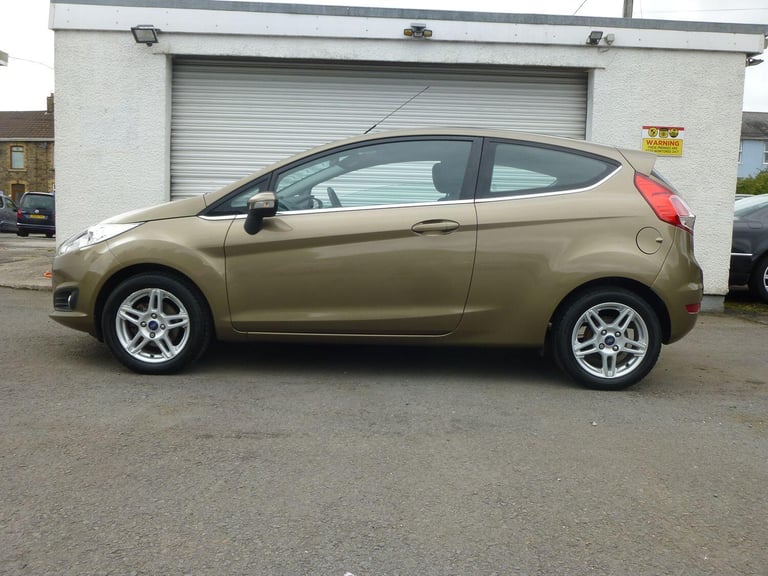 FORD FIESTA 1.0 T 100 BHP ZETEC EDITION EURO5 ULEZ COMPLIANT Â
