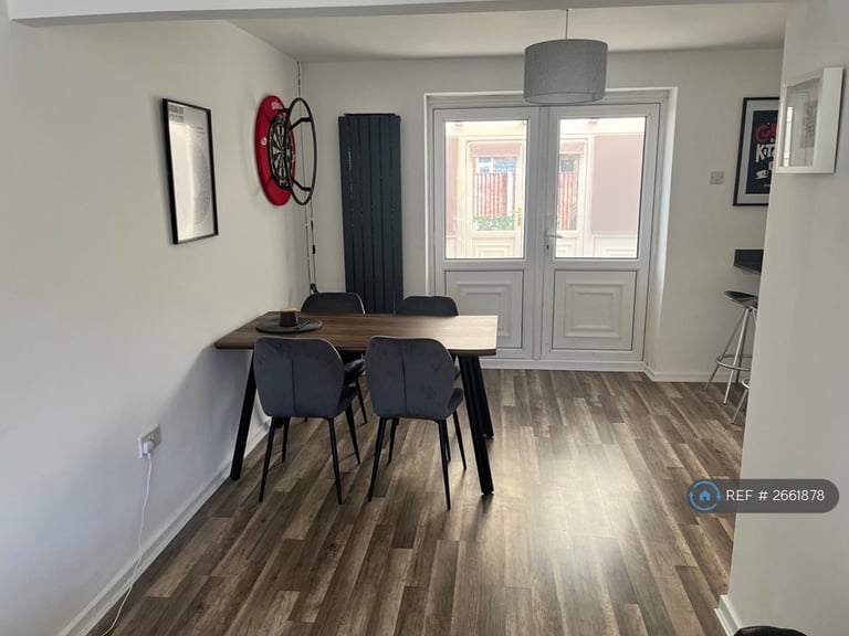 1 bedroom in Fearnley Way, Newton-Le-Willows, WA12 (#2661878)
