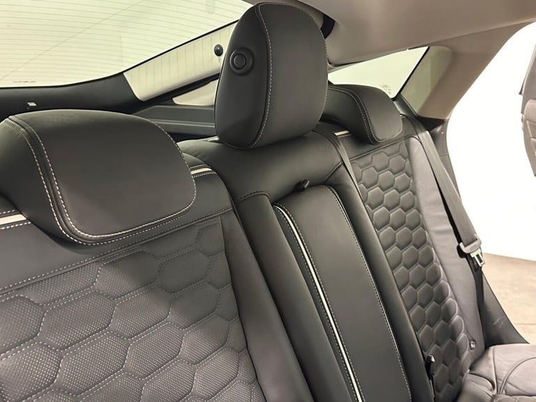 2018 Ford Mondeo 2.0 TDCi Vignale Hatchback 5dr Diesel Powershift Euro 6 (s/s) (180 ps) Hatchback...