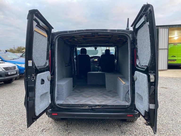 2013 Renault Trafic 2.0 dCi SL27 Sport L1 H1 3dr PANEL VAN Diesel Manual