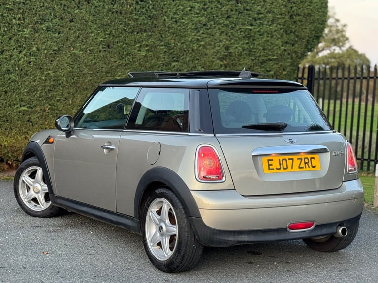 2007 MINI COOPER 1.6 PETROL AUTOMATIC, WOW 54k MILES, PAN SUNROOF, HEATED SEATS