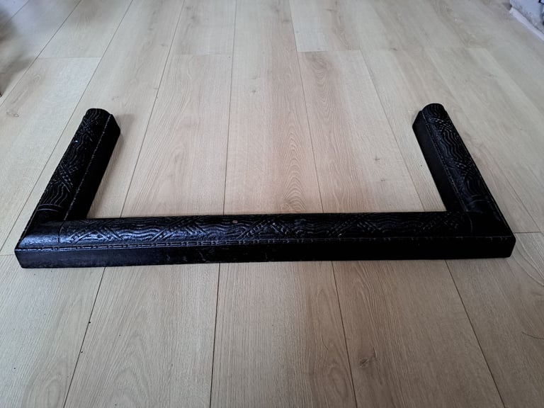 image for Antique Hearth/fender.