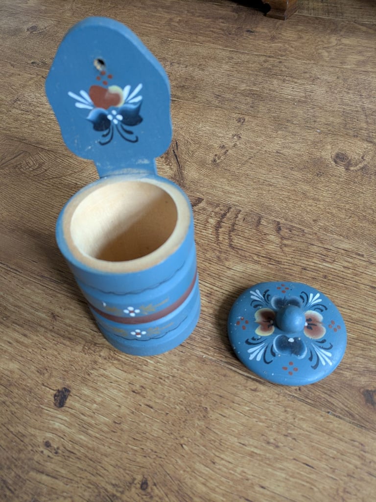 Wooden ornament. Good condition 