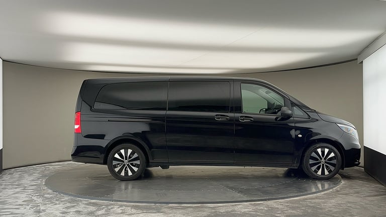 2022 Mercedes-Benz Vito 2.0 114 CDI SELECT Tourer Double Cab 5dr Diesel G-Tronic RWD L3 Euro 6 (s...