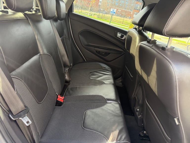 2014 Ford Fiesta 1.0 EcoBoost 125 Titanium X 5dr HATCHBACK Petrol Manual