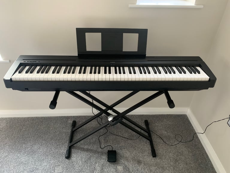 Yamaha P-45 Digital Piano & Stand