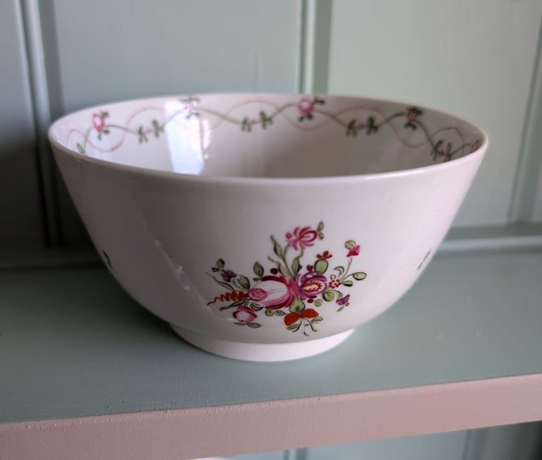 image for Georgian hand painted New Hall Bowl