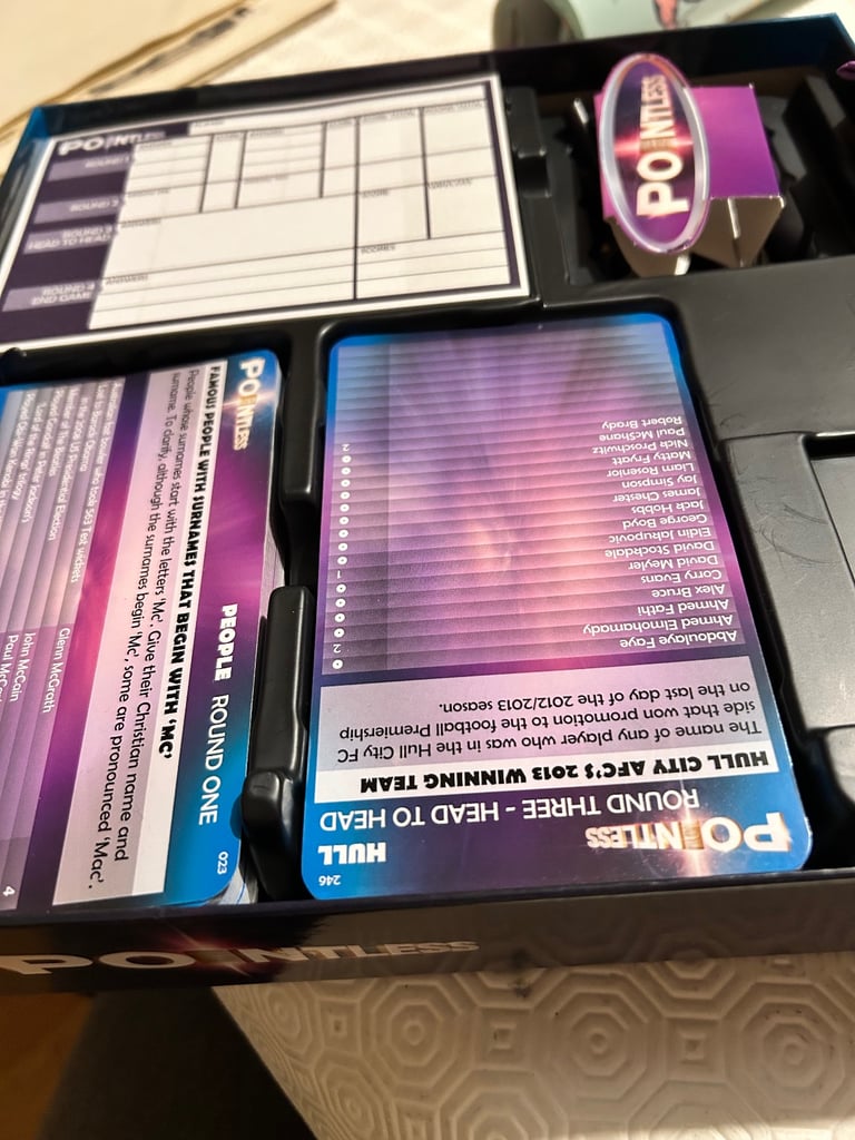 Pointless board game