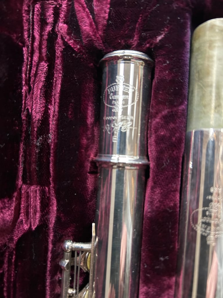 Flute (and hard case)