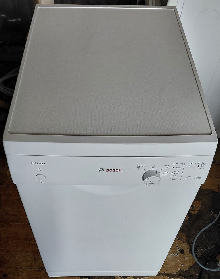 Bosch Slim 45cm wide dishwasher