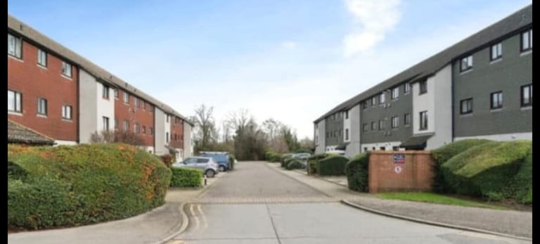 1 bedroom flat in Studio Flat in Aveley, RM15