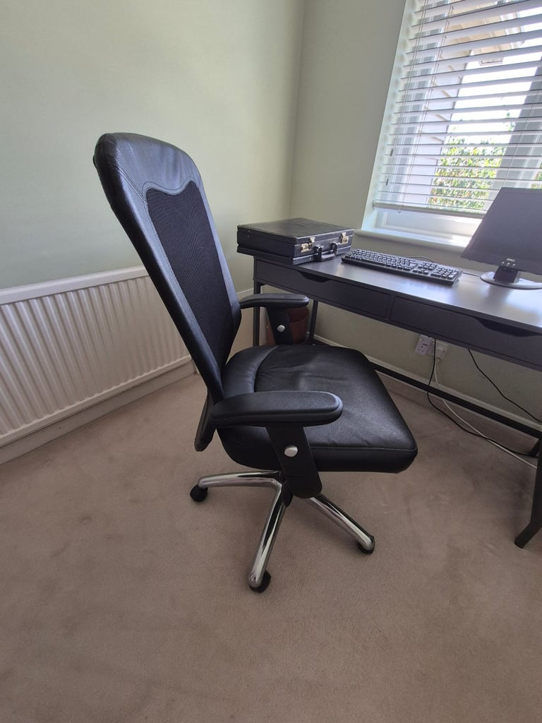 Black Office Desk Chair - adjustable and on castors - FREE