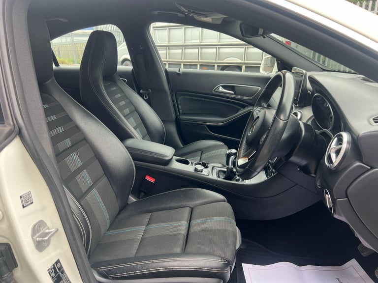 MERCEDES-BENZ CLA 2.1 CLA200d Sport 2017