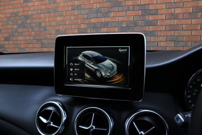 2018 Mercedes-Benz GLA 1.6 GLA200 SE (Executive) Euro 6 (s/s) 5dr ESTATE Petrol Manual
