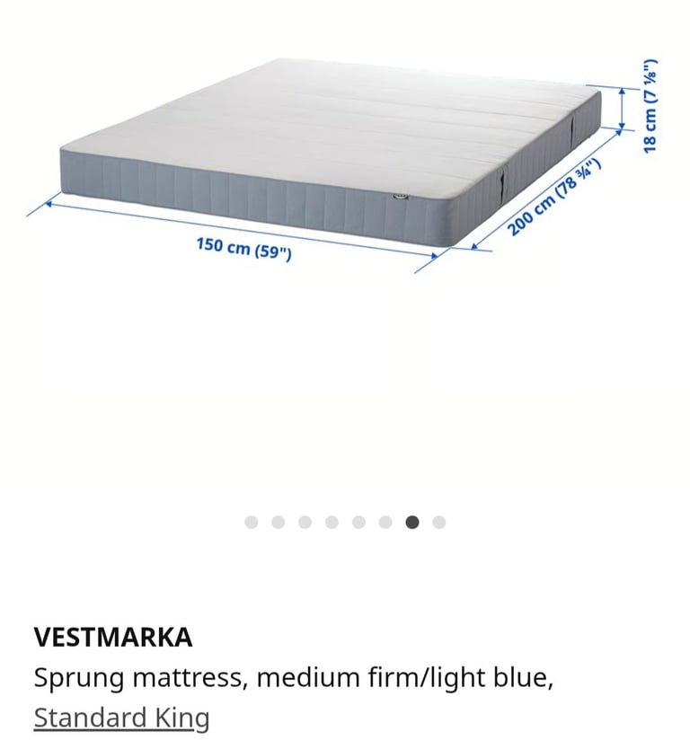 Standard double bed with mattress