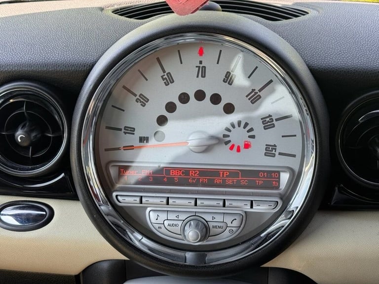 2007 MINI Hatch 1.4 One Hatchback 3dr Petrol Manual Euro 4 (95 ps) Hatchback Petrol Manual - Image 4