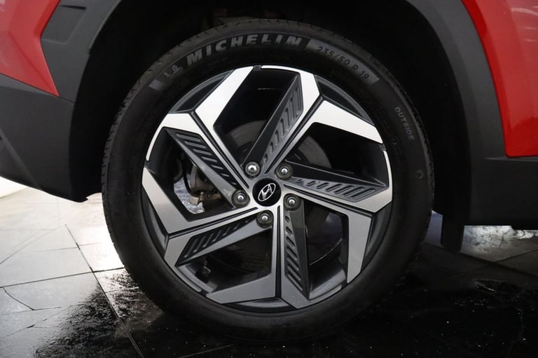 2023 Hyundai TUCSON 1.6 h T-GDi 13.8kWh Premium 5dr Auto 4WD  ESTATE PETROL/ELECTRIC Automatic