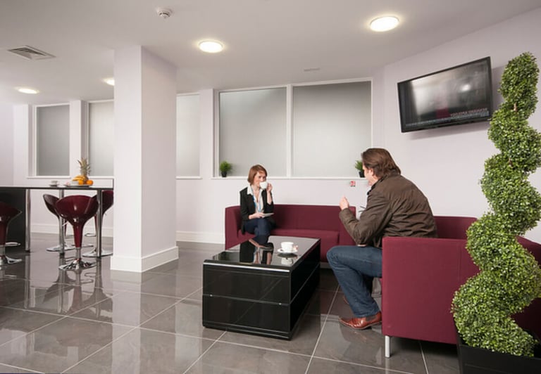 *Borough* Furnished Private Offices: 8 to 45 desks | Serviced Office to Rent in SE1
