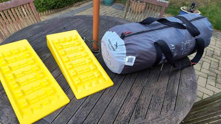 Motorhome campervan levels (chocks)