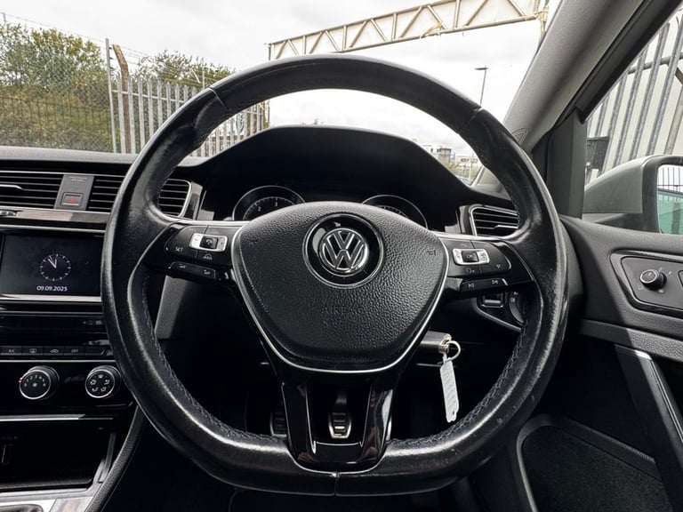 2013 63 VOLKSWAGEN GOLF 2.0 TDI BLUEMOTION TECH GT HATCHBACK 5DR DIESEL MANUAL E