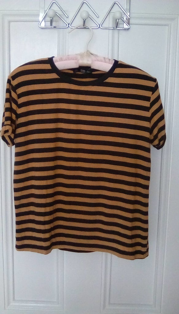 image for Zara T Shirt - Size Large