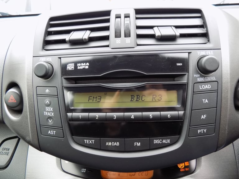 2011 Toyota RAV4 2.2 D-4D XT-R 5dr ESTATE Diesel Manual