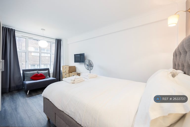 1 bedroom flat in Edgware Road, London, W2 (1 bed) (#2633737)