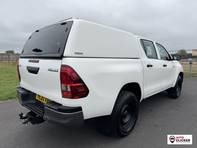 2020 Toyota Hilux 2.4 D-4D Active Pickup Extended Cab 4dr Diesel Manual 4WD Euro 6 (3.5t) (15 Pic...