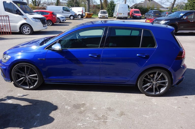 Volkswagen Golf 2.0 TSI 310 R 5dr 4MOTION DSG PETROL SEMIAUTOMATIC 2018/18