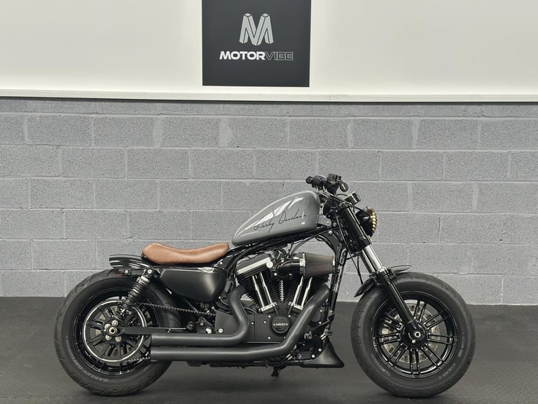 image for 2018 Harley-Davidson Sportster 1200 XL1200X Forty-Eight Custom Cruiser Petrol