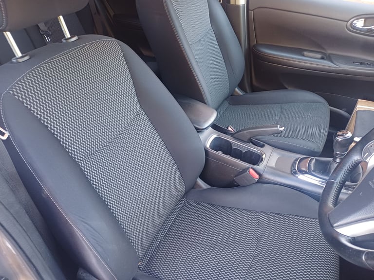 Nissan, PULSAR, Hatchback, 2015, Manual, 1197 (cc), 5 doors