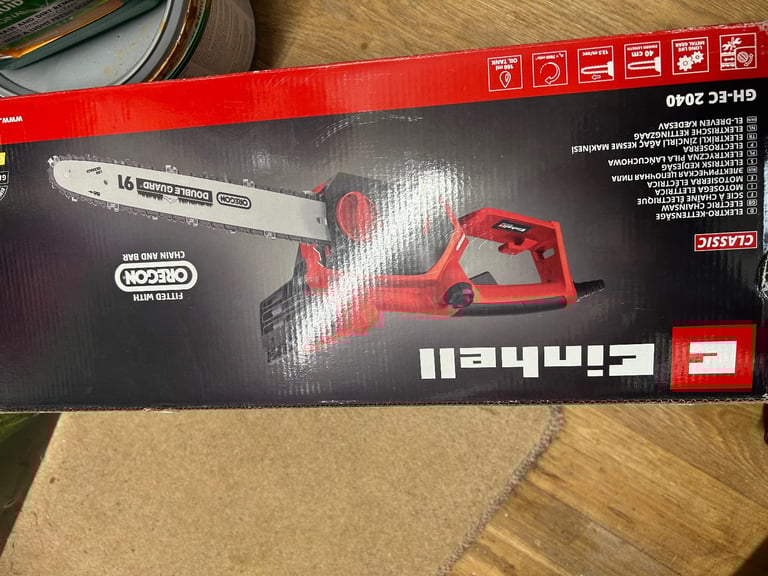 Electric chainsaw Brand new