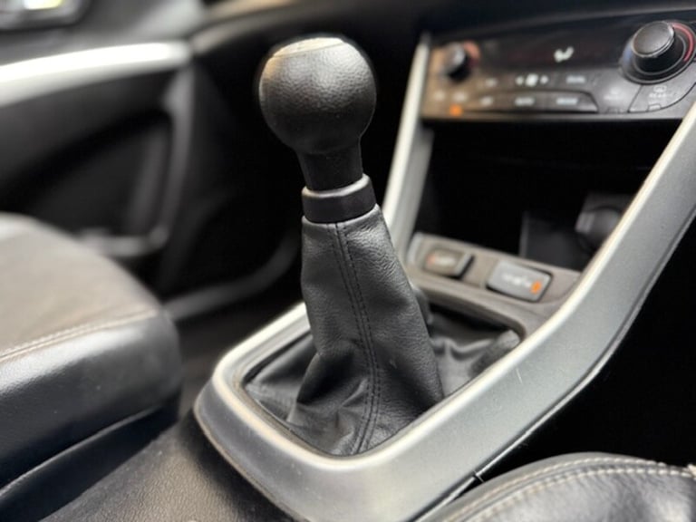 2014 Suzuki SX4 S-Cross 1.6 SZ5 ALLGRIP 5dr HATCHBACK PETROL Manual