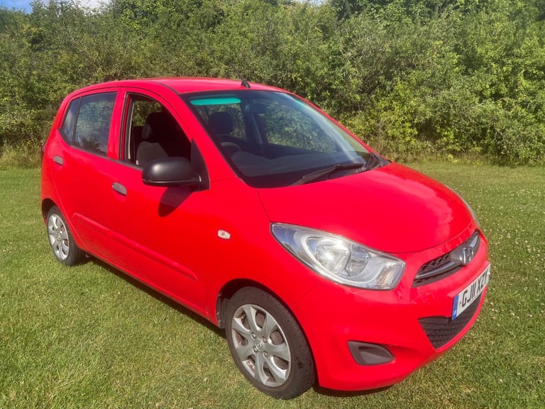 HYUNDAI I10 1.2 Classic Red Manual Petrol 2011