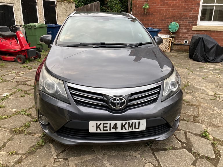 image for Toyota, AVENSIS, Estate, 2014, Manual, 1998 (cc), 5 doors