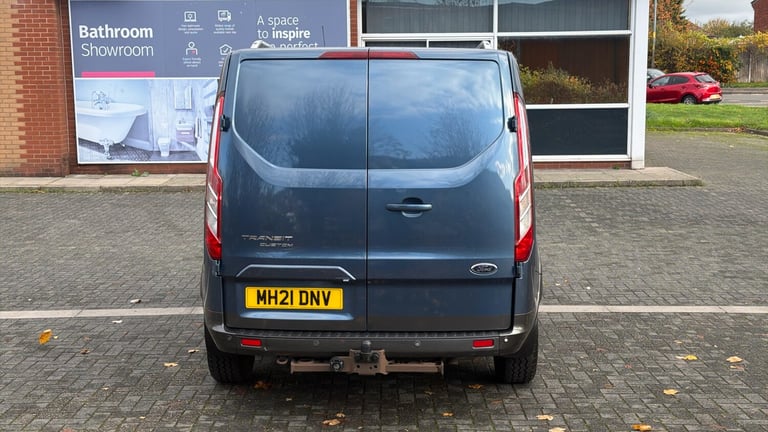 2021 Ford Transit Custom 320 L1 Diesel Fwd 2.0 EcoBlue 170ps Low Roof D/Cab Active Van Auto Crew ...