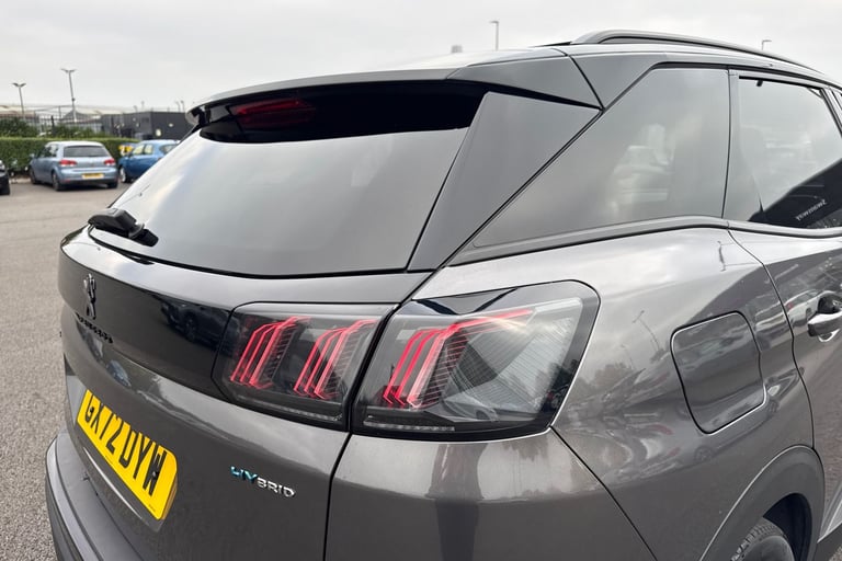 2022 Peugeot 3008 1.6 13.2kWh GT Premium e-EAT Euro 6 (s/s) 5dr SUV PETROL/ELECTRIC Automatic