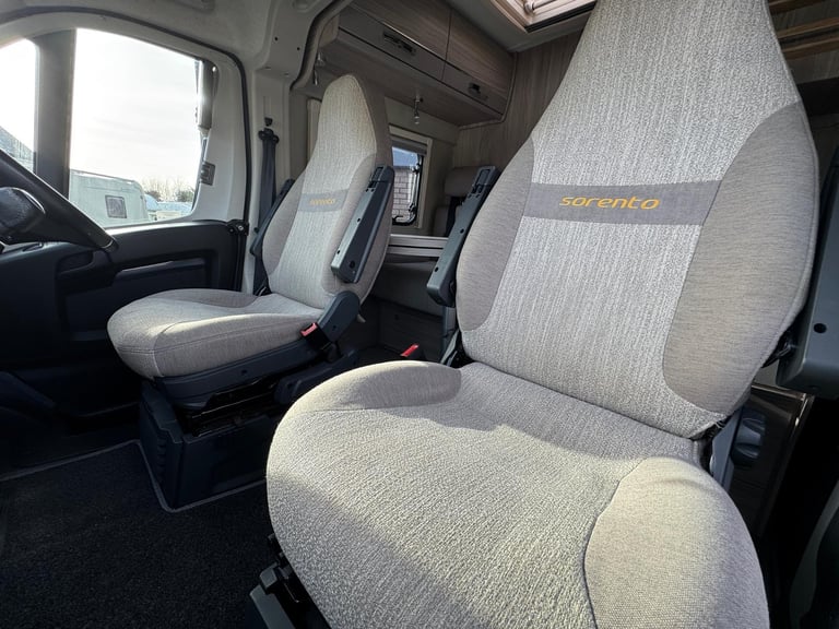 Elddis Sorento CV40