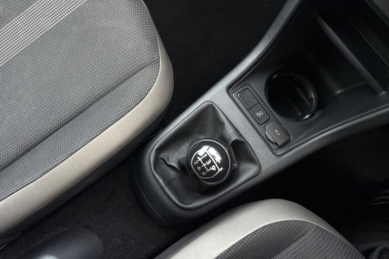 2019 Volkswagen up! 1.0 High up! Euro 6 (s/s) 5dr Hatchback PETROL Manual