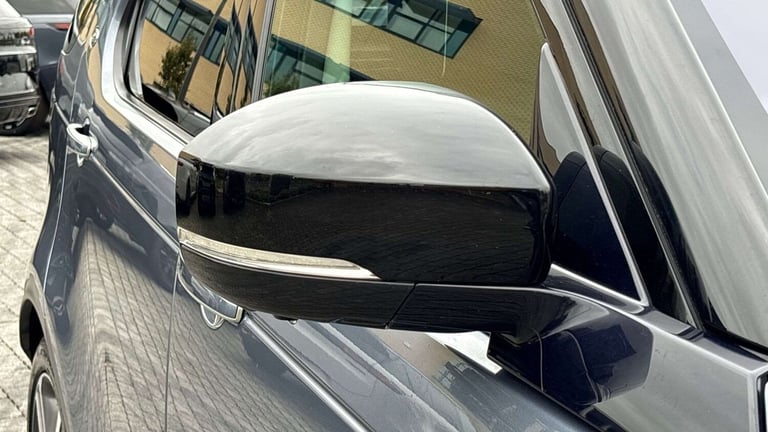 2020 Land Rover Discovery 3.0 SD6 HSE Luxury 5dr Auto SUV Diesel Automatic