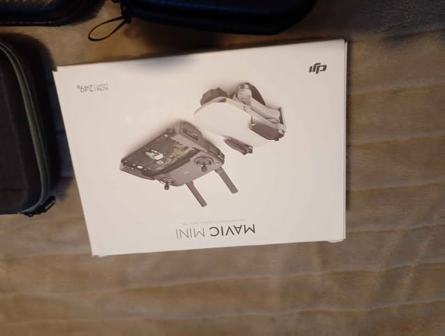 DJI mini drone batteries and assories in Dronfield, Derbyshire