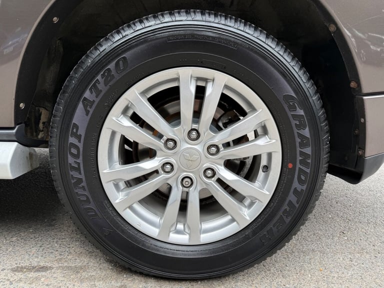 2013 Mitsubishi Shogun 3.2 DI-DC [197] SG3 5dr Auto ESTATE DIESEL Automatic