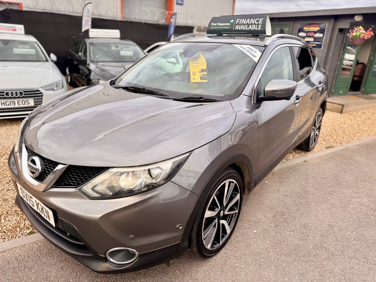 2015 Nissan Qashqai 1.6 dCi Tekna 5dr 4WD HATCHBACK Diesel Manual